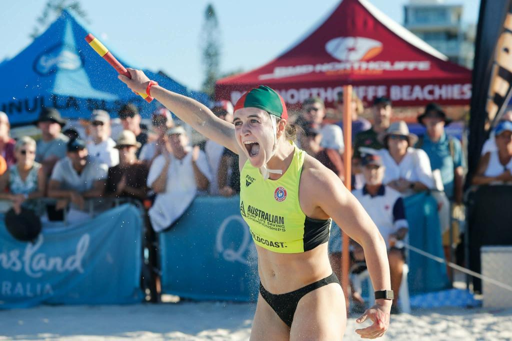 annah en compétitionn de sauvetage sportif