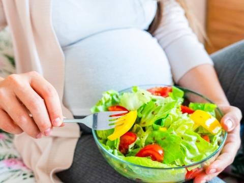 Évaluez vos habitudes alimentaires en période de grossesse